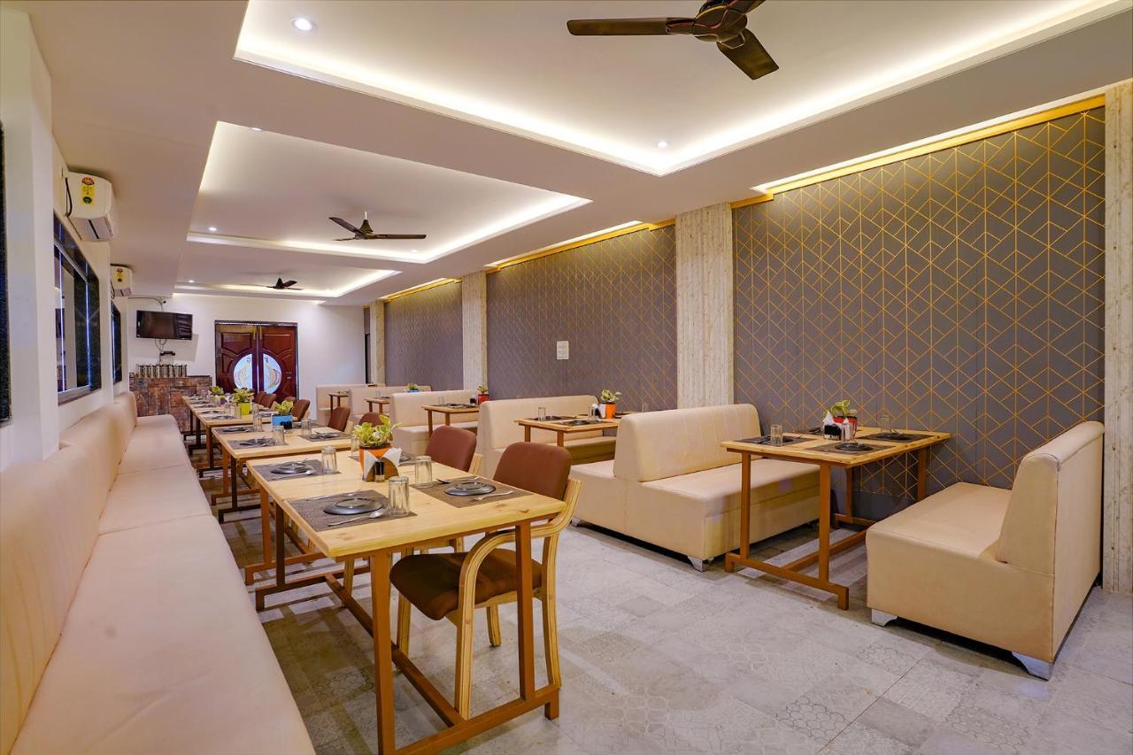 FabHotel Farmaish Garden Chinchvad Exterior foto
